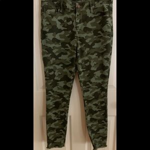 Old Navy RockStar Camo Skinny Jeans